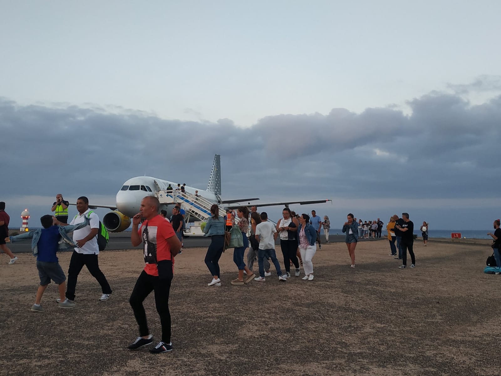 Falso aviso de bomba en un avión en Fuerteventura. AEA