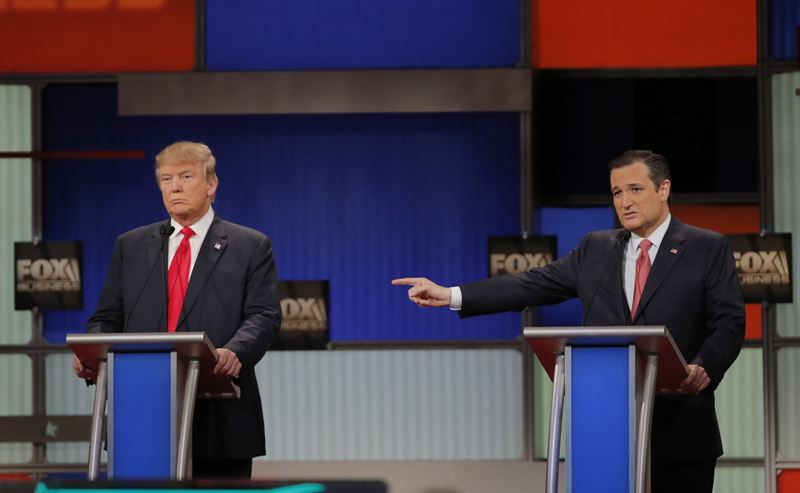 Donald Trump y Ted Cruz en un debate