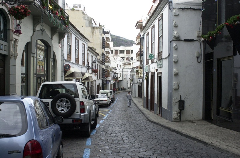El problema afecta a la zona del casco, en el resto del municipio no existen inconvenientes con los carga y descarga. DA
