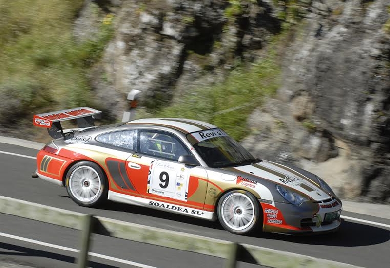 Julio Martínez y Carlos Larrodé (Porsche)