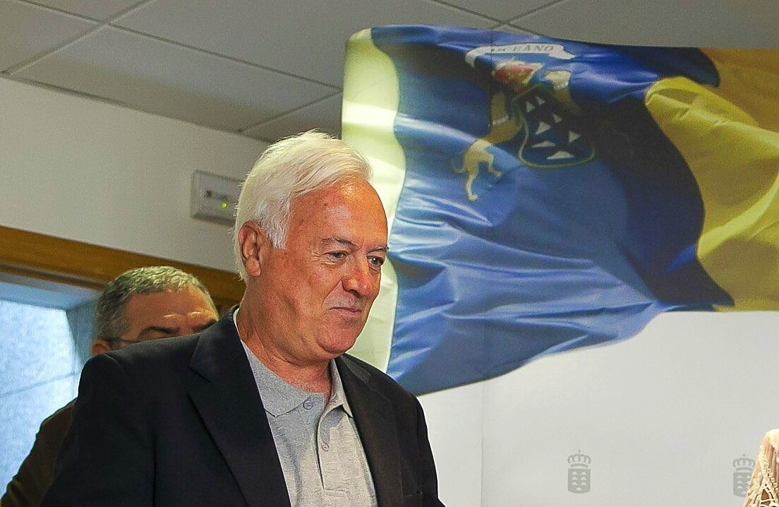 El presidente del Consejo Económico y Social de Canarias (CES), Fernando Redondo. / DA