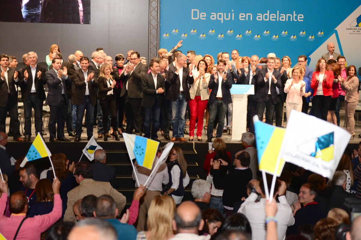 Presentación de los candidatos de CC para las elecciones autonómicas y locales de 2015. / SERGIO MÉNDEZ