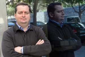 El letrado tinerfeño especializado en este tipo de casos, Carlos Gómez Sirvent. / SERGIO MÉNDEZ