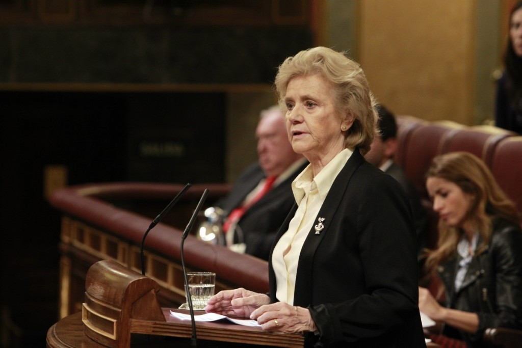 Soledad Becerril, defensor del pueblo