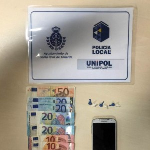 Material incautado por los agentes de la Unipol. | POLICÍA LOCAL