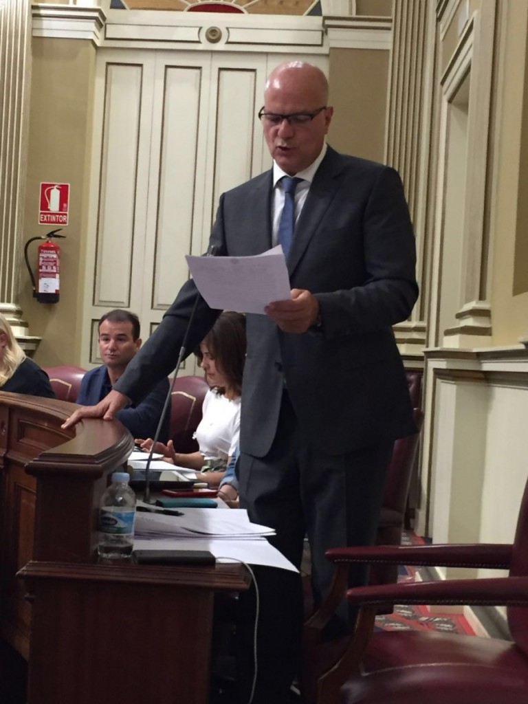 José Manuel Pitti, durante su intervención en el Parlamento / DA