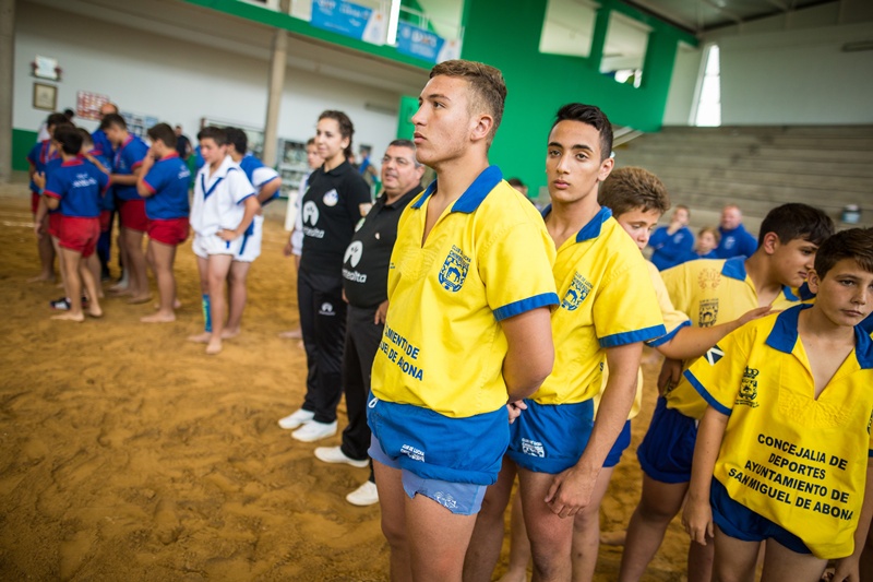 Juegos Cabildo Las Canteras lucha canaria