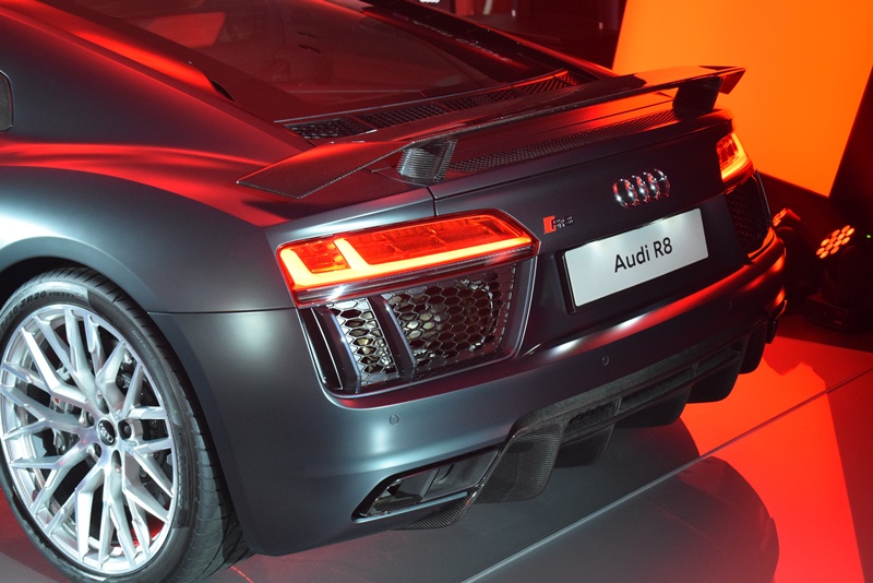 Audi R8 detras