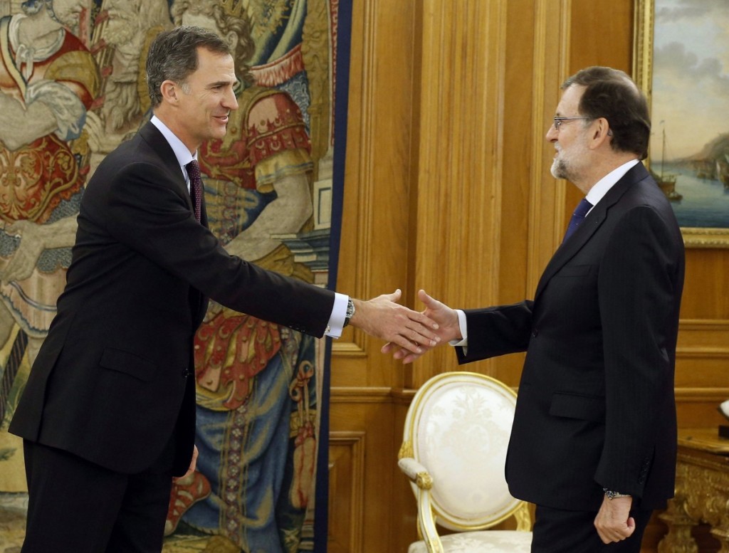 El rey Felipe VI recibe a Mariano Rajoy