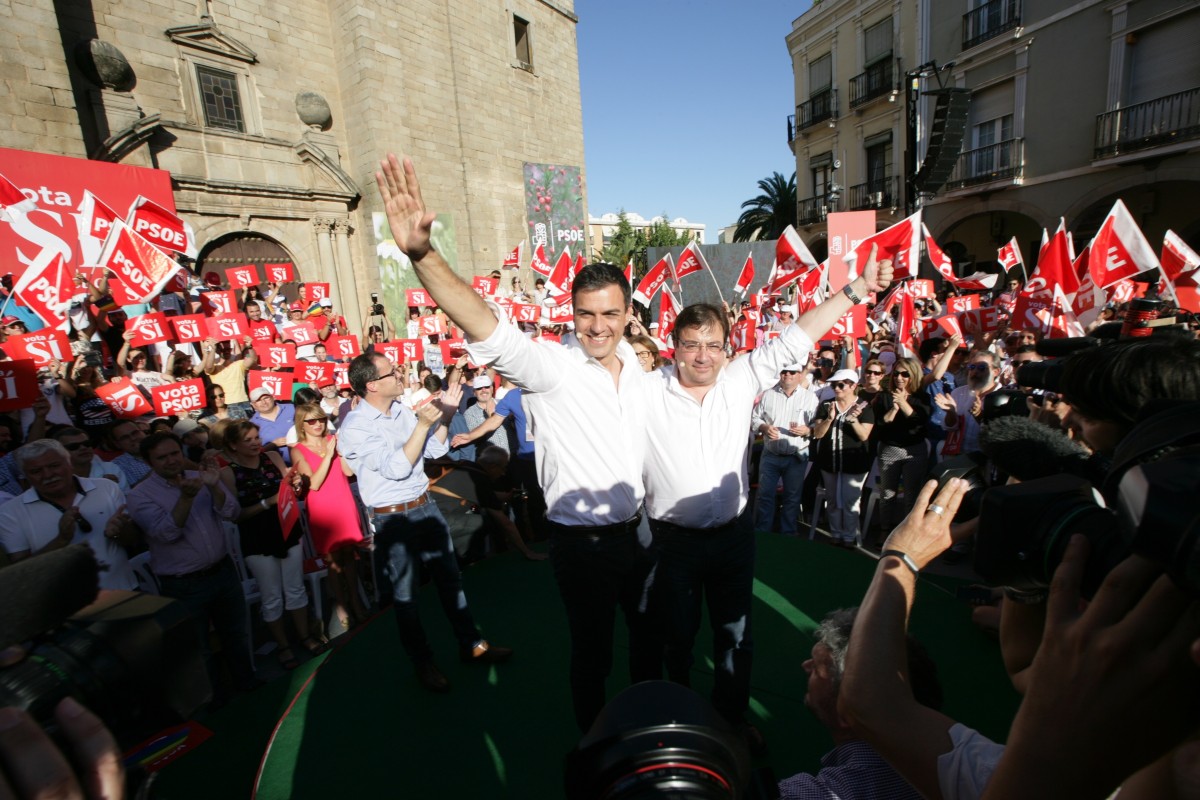 Pedro Sánchez y Guillermo Fernández Vara