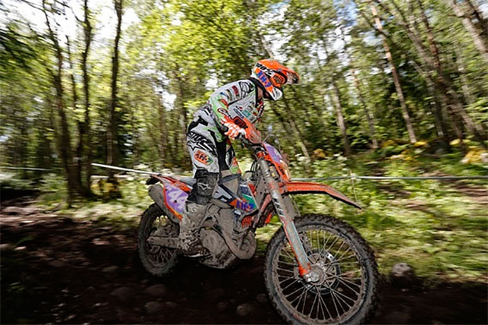 LAIA SANZ ENDURO