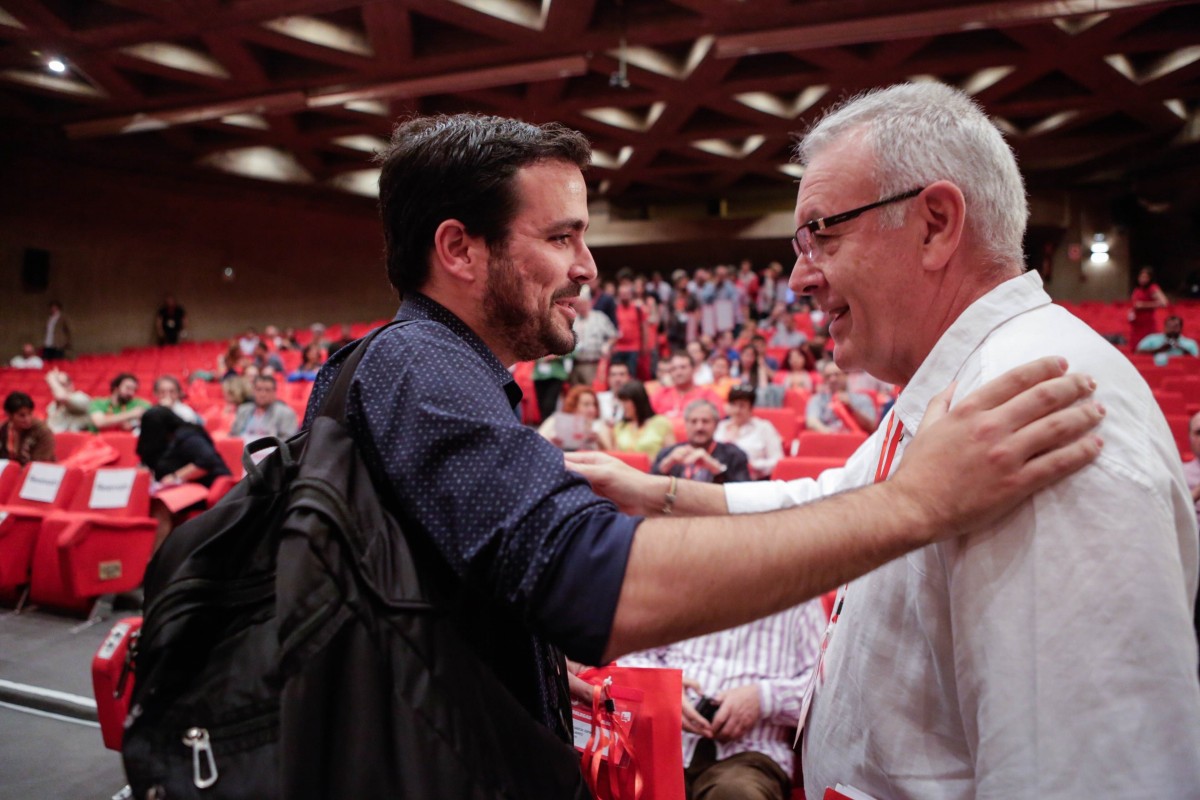 Alberto Garzón y Cayo Lara / FOTO: EUROPA PRESS