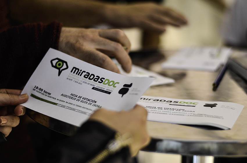Las proyecciones tienen carácter mensual y son un total de cinco, de forma que concluirán el 25 de enero de 2018. DA