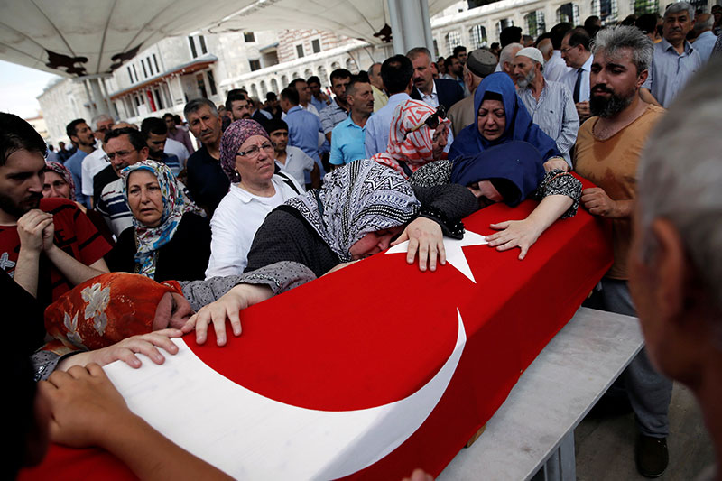 FUNERAL TURQUÍA GOLPE