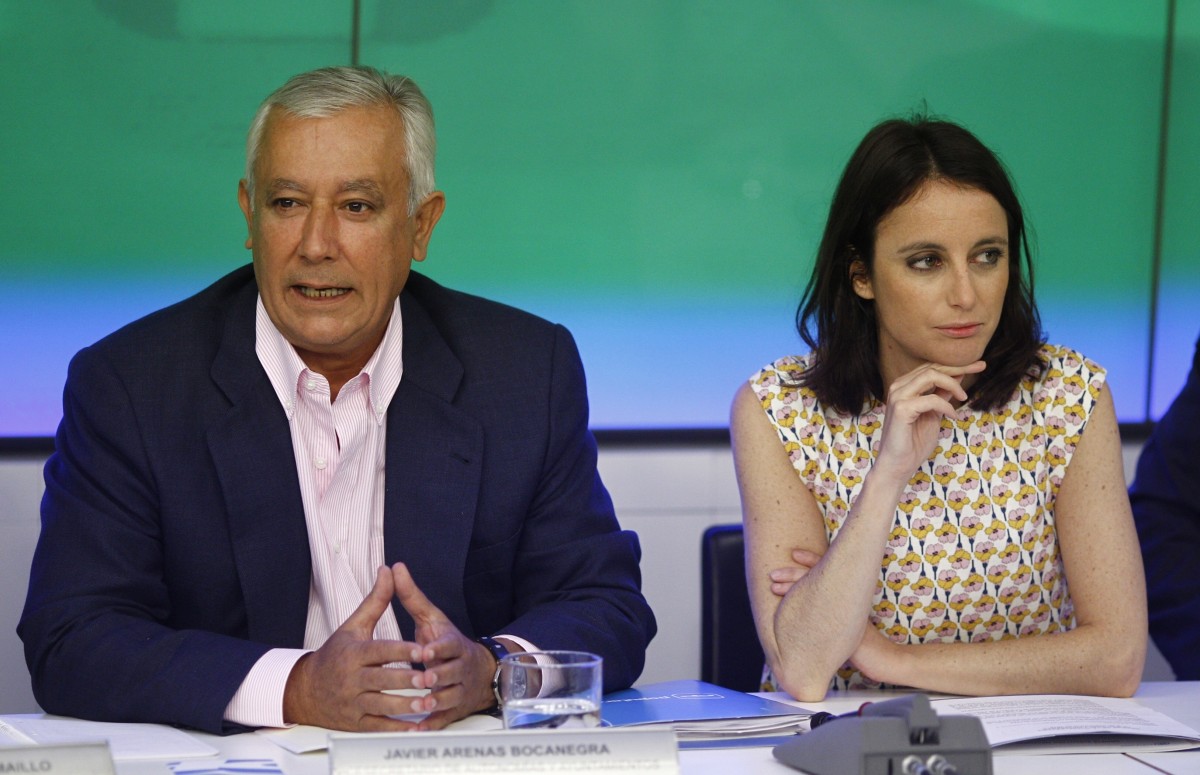 Javier Arenas y Andrea Levy | FOTO: EUROPA PRESS