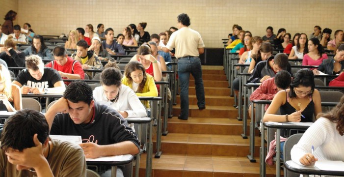 3.500 alumnos podrán seguir estudiando en la ULL con la nueva norma de permanencia