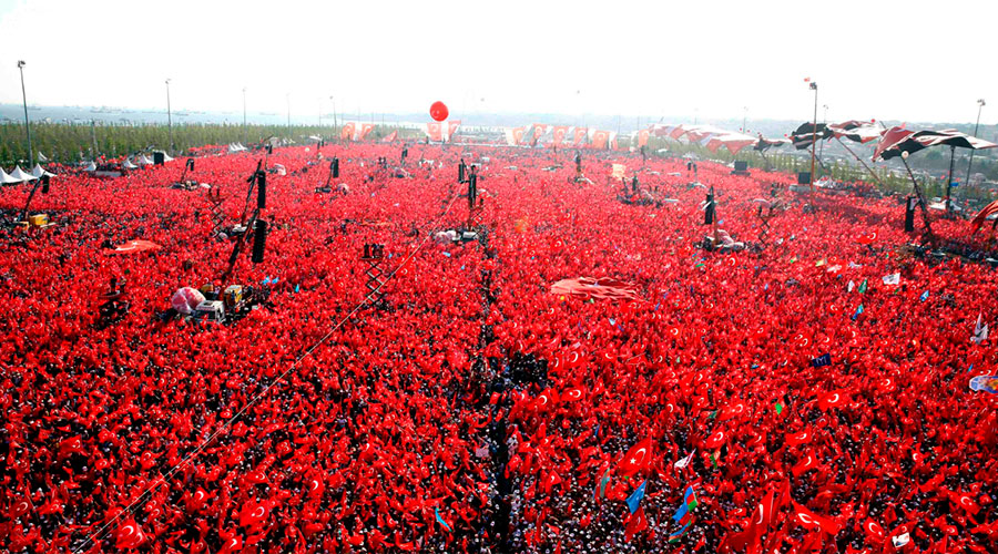TURQUÍA MITIN ANTIGOLPISTA