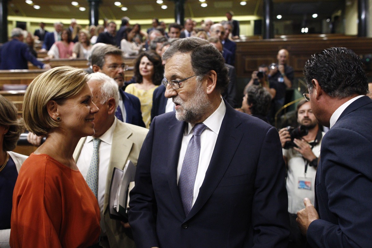 María Dolores de Cospedal junto a Mariano Rajoy en el debate de investidura | FOTO: EUROPA PRESS