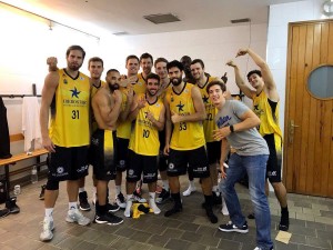 El Iberostar Tenerife vence en Badalona y sigue líder de la Liga Endesa