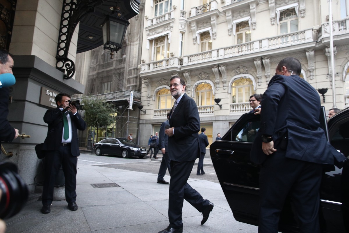 Mariano Rajoy a su llegada a un desayuno informativo | FOTO: EUROPA PRESS