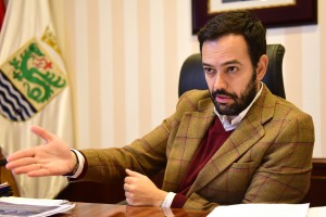 El alcalde subraya la confianza "recíproca" que existe entre PP y CC, socios de gobierno desde el inicio del mandato. Sergio Méndez
