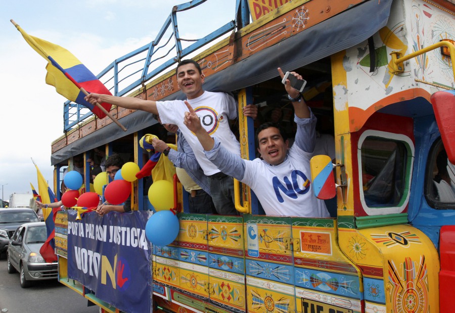 La campaña por el 'no' denuncia que con este acuerdo "el Gobierno acepta impunidad". / REUTERS