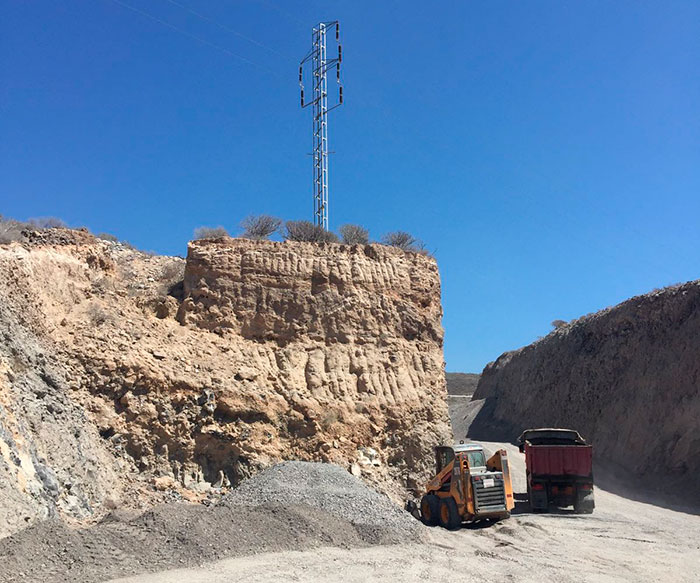 La torreta en cuestión es responsabilidad de Red Eléctrica de España. DA