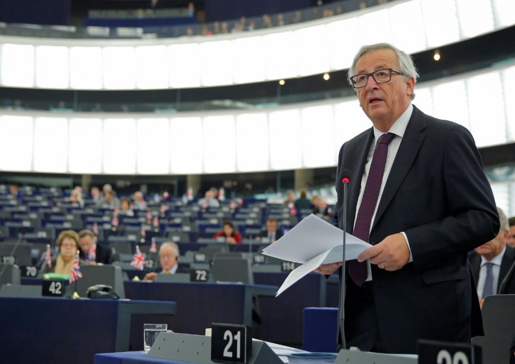 Jean-Claude Juncker durante un debate en el Parlamento Europeo | REUTERS/Vincent Kessler