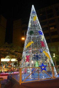 Árbol de Navidad en el Bulevar. | SERGIO MÉNDEZ
