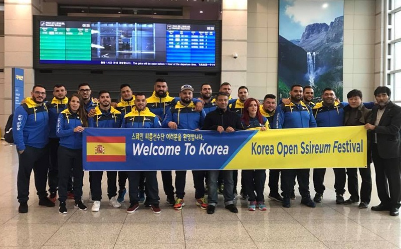 luchadores Canarios en Corea