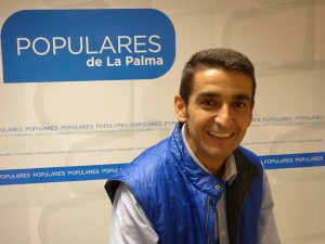 Iván Díaz, del PP, reclama el cumplimiento de los acuerdos para subvencionar al empresariado. | DA 
