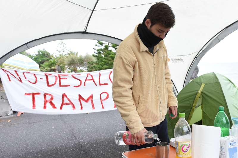 desalojo acampana 2-800