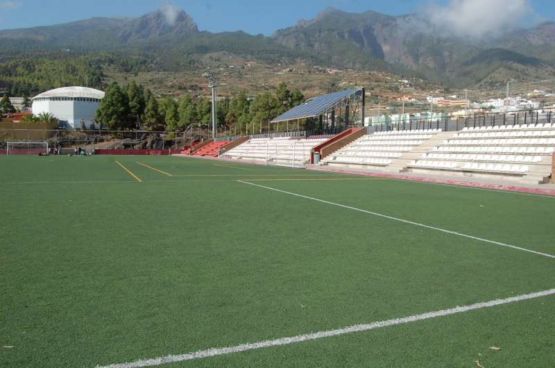 Campo municipal de fútbol de Arafo / DA