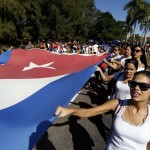Estudiantes de la Universidad de La Habana rinden tributo a Fidel Castro | REUTERS/Stringer