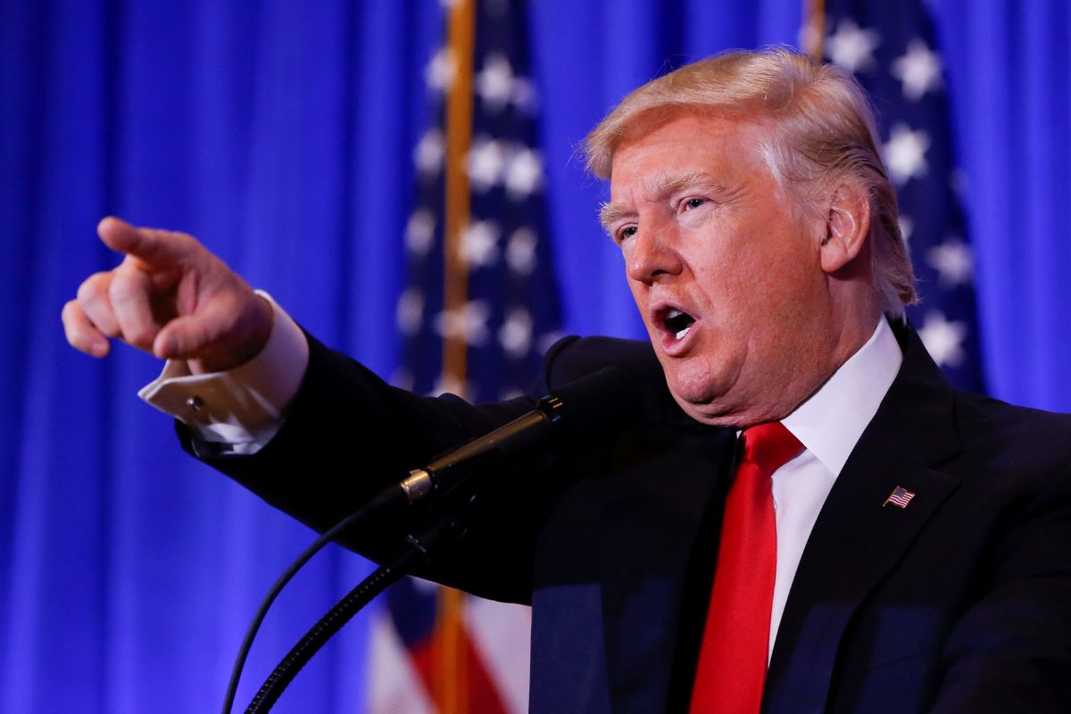 Donald Trump en un momento durante su primera rueda de prensa tras cinco meses | FOTO: REUTERS/Shannon Stapleton