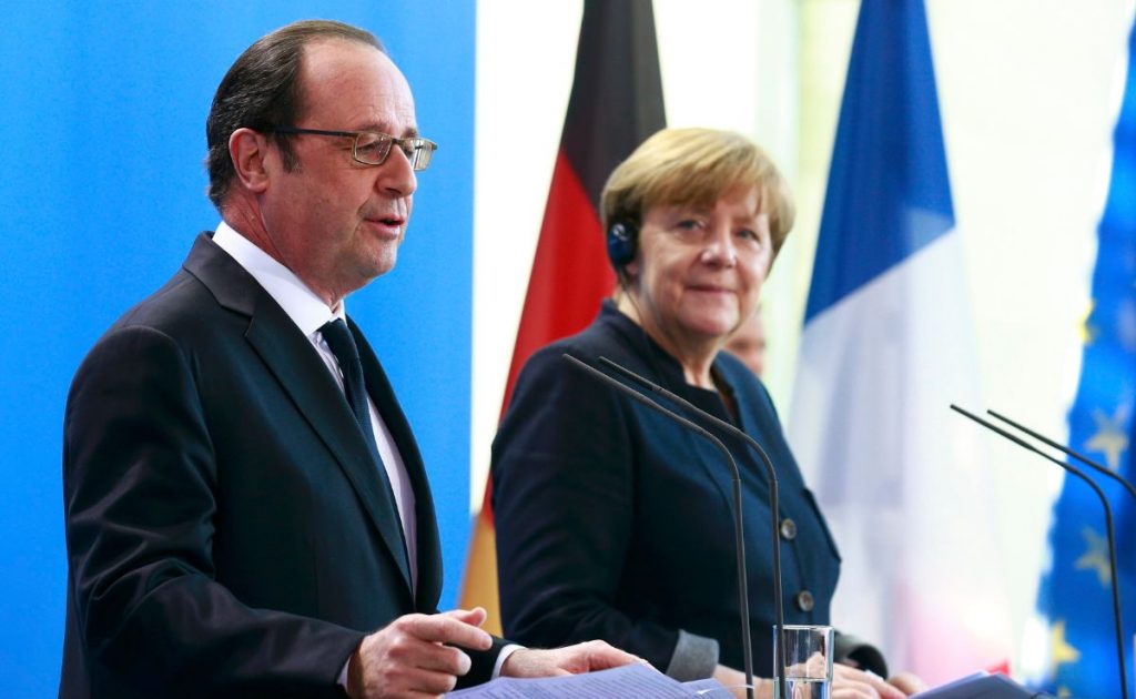 Merkel y Hollande | REUTERS/Axel Schmidt