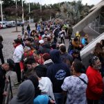 Colas en las taquillas del Recinto Ferial | ANDRÉS GUTIÉRREZ