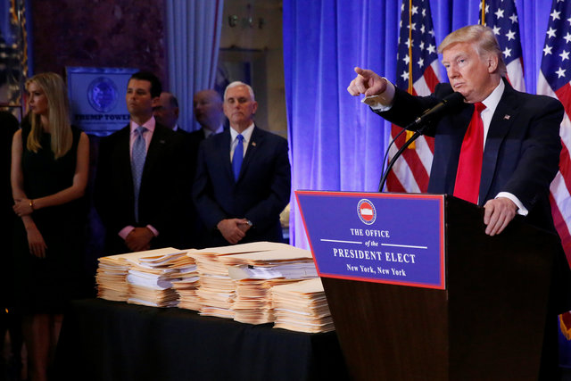 Trump anuncia que su equipo presentará un informe sobre el hackeo ruso en 90 días