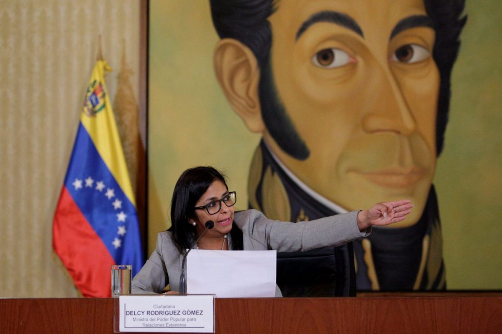 La canciller de Venezuela, Delcy Rodríguez, explica la decisión del cierre de CNN en Español. Marco Bello Reuters