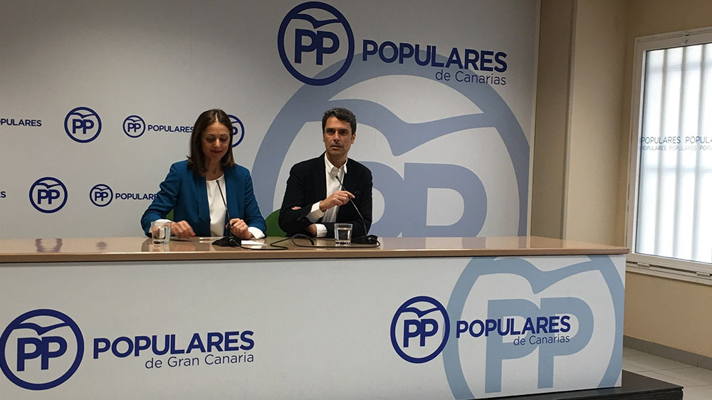 Cristina Tavío y Enrique Hernández Bento en rueda de prensa | DA