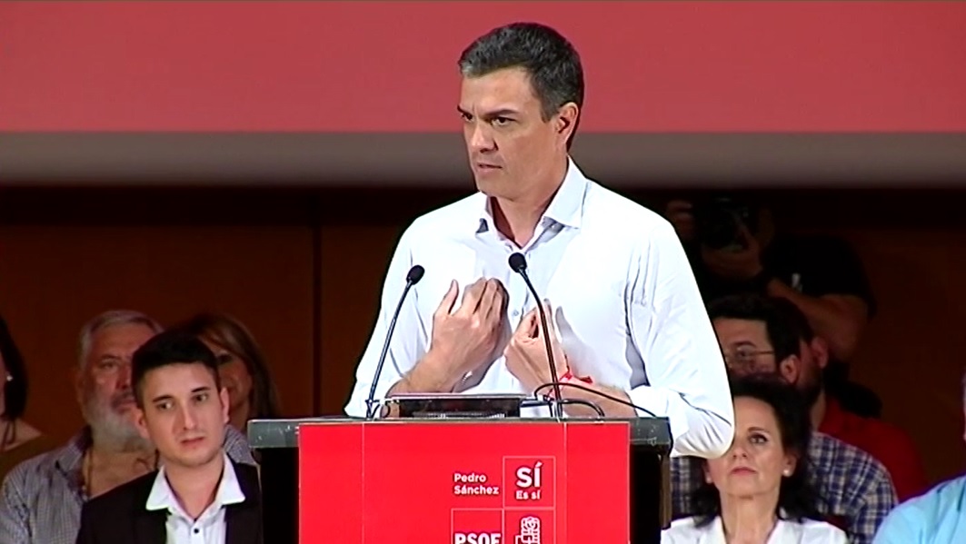 Pedro Sánchez durante un acto de su campaña a las primarias del PSOE | EFE