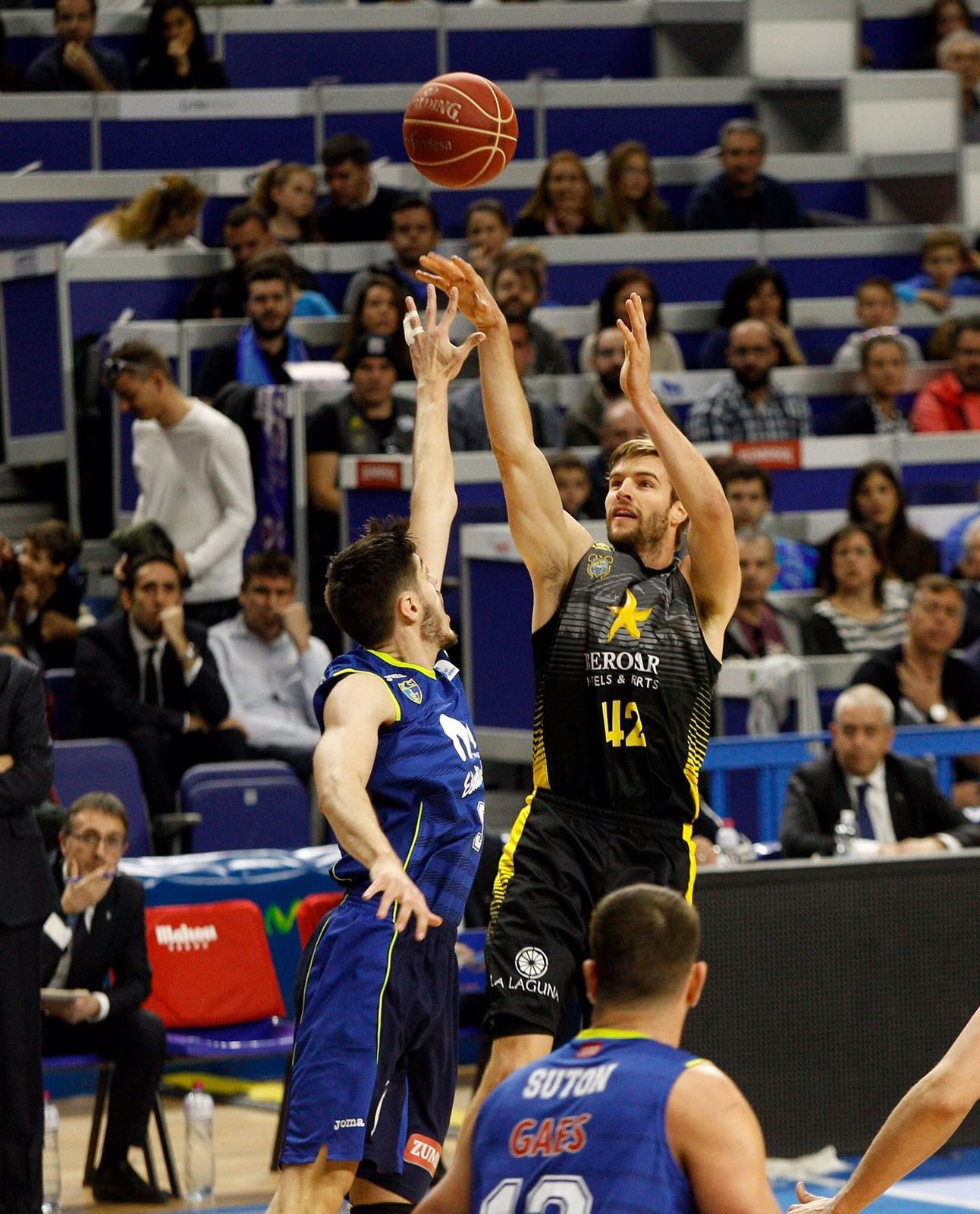 Estudiantes vs Iberostar Tenerife | FOTO: ACBMEDIA