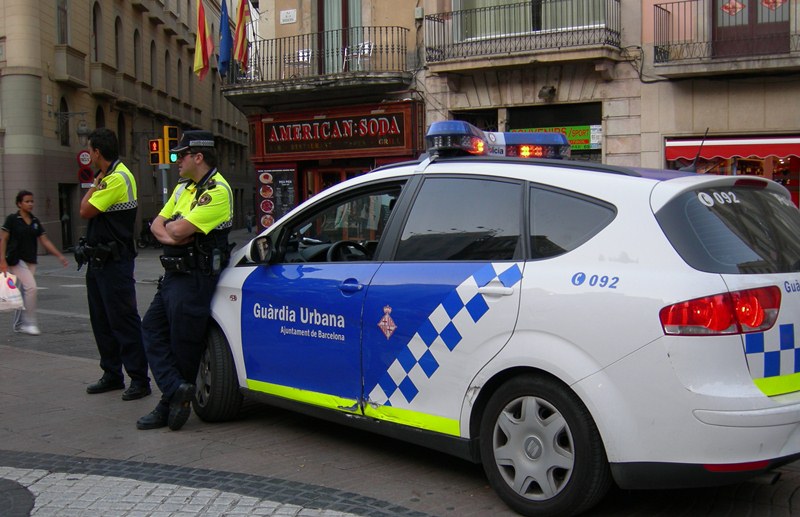 Guardia Urbana de Barcelona. Wikipedia