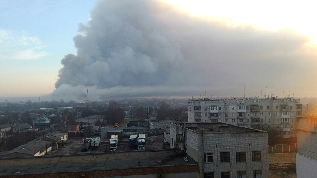INCENDIO DEPÓSITO ARMAS UCRANIA