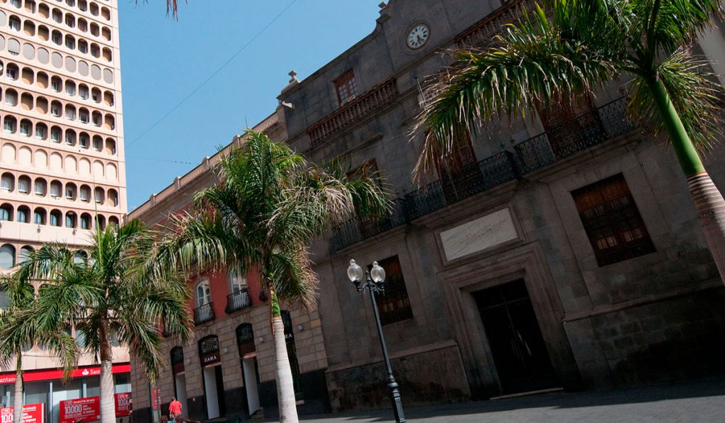 PALACIO DE CARTA SANTA CRUZ