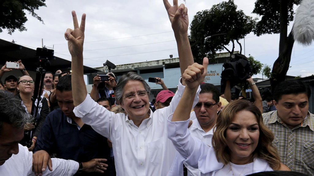 Cadidato Guillermo Lasso. REUTERS/Henry Romero