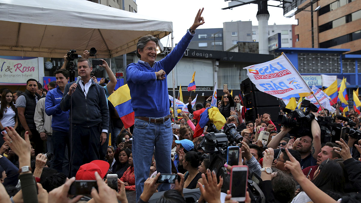 Guillermo Lasso, candidato del movimiento opositor ecuatoriano CREO. REUTERS/Mariana Bazo