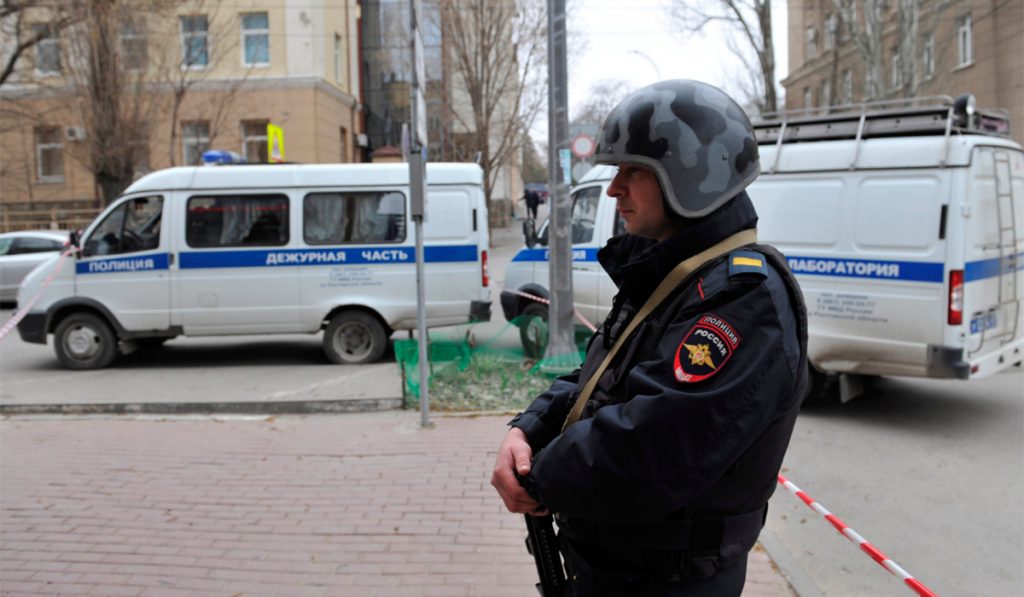 RUSIA POLICÍA EXPLOSIVO