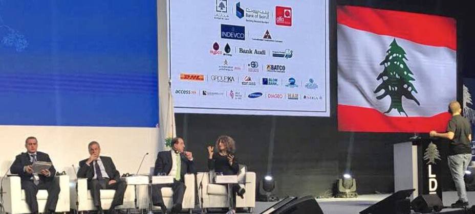 Tarek William Saab fue interrumpido durante conferencia en el Líbano
