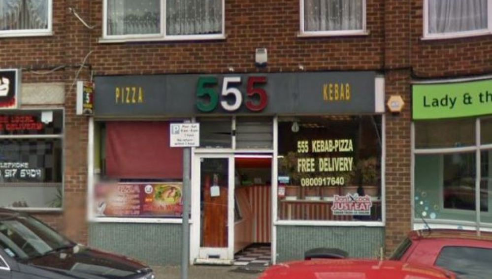La pizzeria donde habría sido violada la adolescente | Google Street View